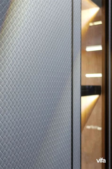 VIFA威法高端定制 镁铝合金玻璃柜图片_品牌产品-全屋定制衣柜网