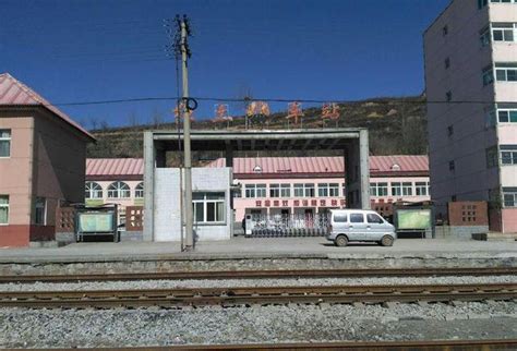 三年前和三年后的铜川火车站_铁路_陕西省_老城区