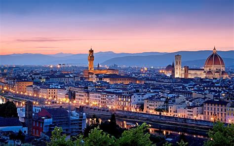 意大利十大城市，米兰是全球著名的时尚之都，也是意大利第二大的城市_发展