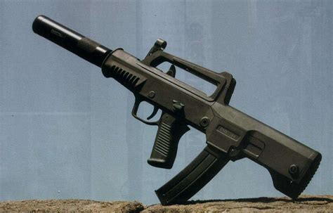 它是世界上第一款真正意义的冲锋枪，在中国俗称“花机关”_澎湃号·媒体_澎湃新闻-The Paper