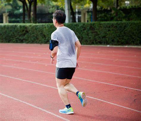 运动时出汗越多减肥越快吗