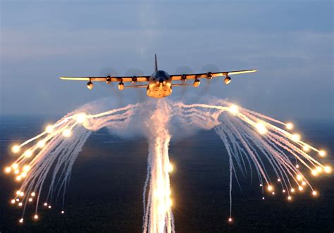 Lockheed C-130 Hercules - Aircrafts and Planes