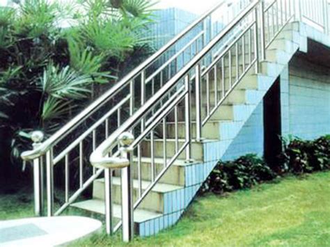 「图」生产供应 不锈钢楼梯扶手 304不锈钢方管栏杆立柱扶手图片-马可波罗网