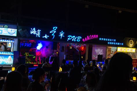国外海滩俱乐部波西米亚风格酒吧设计方案-设计风尚-上海勃朗空间设计公司