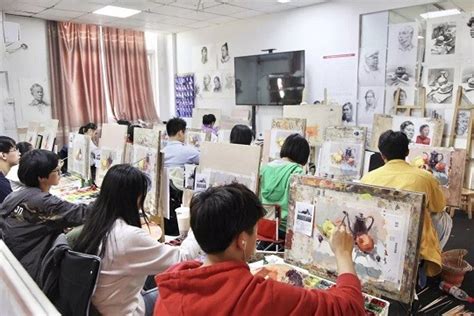 武汉美术画室培训学校分享素描纸制品绘画攻略，掌握规律变简单！ - 知乎