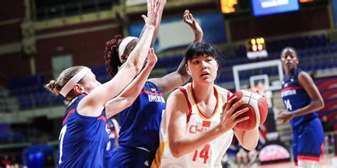 为姑娘们加油！中国女篮今天将争夺2022年女篮世界杯冠军_北京日报网