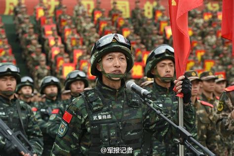重庆武警：新兵队列训练忙-人民图片网