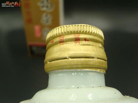 新疆小白杨酒厂一家亲优级白酒52度浓香型500ml整箱6瓶包邮纯粮_虎窝淘