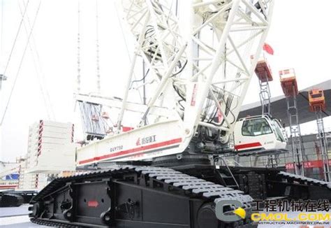 最大起重量4500吨履带起重机在浙江湖州下线并交付_时图_图片频道_云南网