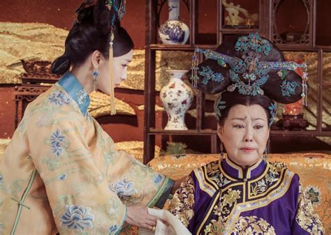 《康熙王朝》怎么看赫舍里、容妃和苏麻喇姑三位女性？|苏麻|皇上|康熙王朝_新浪新闻
