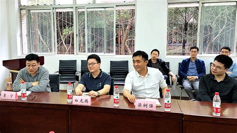 中国航天科技集团六院十一所专家一行访问航空航天学院 - 综合新闻 - 重庆大学新闻网