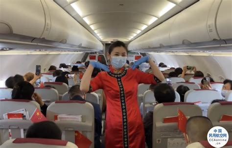 “拾光同航 四季同往” 天津航空与旅客万米高空共庆成立14周年 - 民用航空网