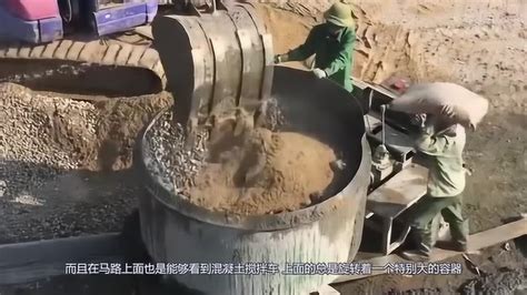 小女孩发明混凝土搅拌机，放入水泥、沙子，推一推就能够制作水泥