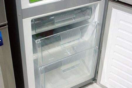冰箱里冷藏室结冰是怎么回事？怎么解决？ | 说明书网