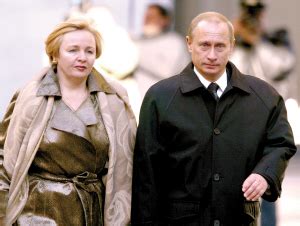 俄国总统普京宣布离婚 普京前任夫人柳德米拉个人资料介绍_深圳之窗