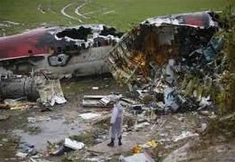 《看完不敢坐飞机系列》韩国最大的空难事故，中国客机坠毁釜山