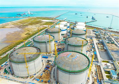 中国海油江苏滨海LNG一期扩建工程6座全球最大储罐升顶-滨海新闻网-