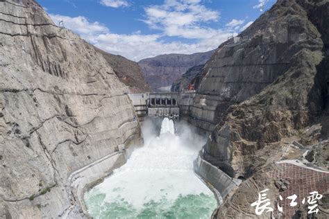 中国电力建设集团 水电建设 西藏在建最大内需水电站大坝工程通过验收