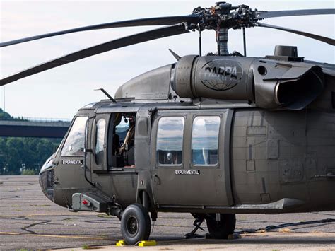 UH-60L Black Hawk“黑鹰”|黑鹰|主旋翼|桨叶_新浪新闻