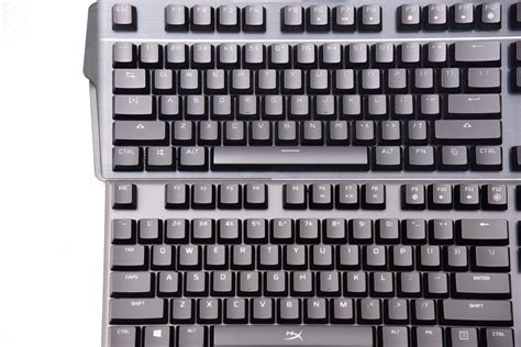 办公打字用什么轴的键盘比较好(2022年最适合打字的办公键盘推荐)-金华号