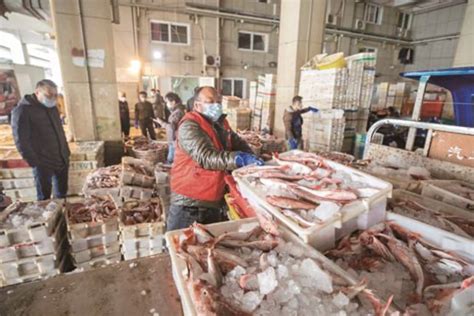 宁波海鲜市场加速"减量增质" 主要水产品交易量下滑--江北新闻网