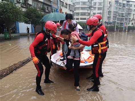 綦江遭遇历史最大洪水转移10万余人零伤亡背后_重庆频道_凤凰网