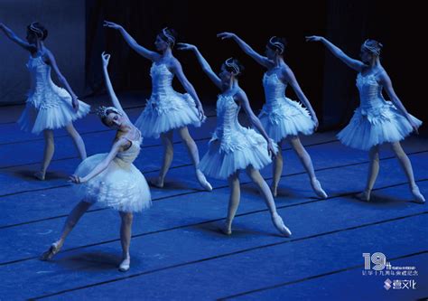 Russian Classical Ballet "Swan Lake" | 俄罗斯经典芭蕾舞剧《天鹅湖》| Dalianlaowai (大连老外)