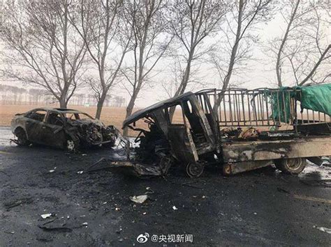 吉林乾安三车相撞起火 乾安县发布官方通报：已致12人死亡 4名伤者正全力救治