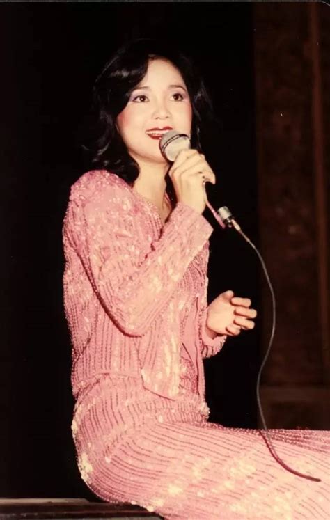 邓丽君1982演唱会视频