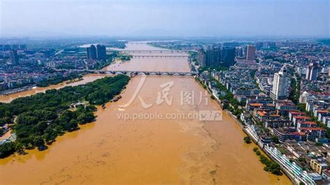 浙江金华：钱塘江1号洪水安全过境-人民图片网