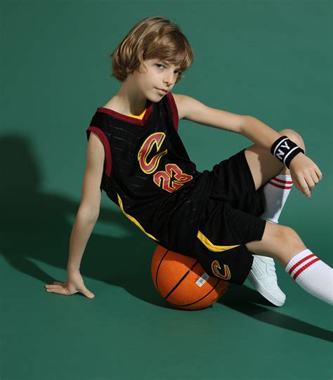 儿童篮球服套装外贸库里科比詹姆斯红色定制运动套装一件代发 ...