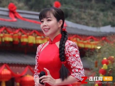 王二妮是中国最年轻的一级演员，徒有虚名还是实至名归？