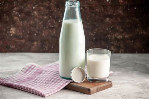 新疆麦趣尔纯牛奶检出丙二醇不合格！还能放心喝奶吗？_来自_香精_图片
