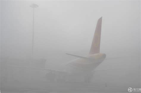 成都机场遭遇大雾 上百航班延误 上万名出港旅客受困机场 - 民航 - 航空圈——航空信息、大数据平台