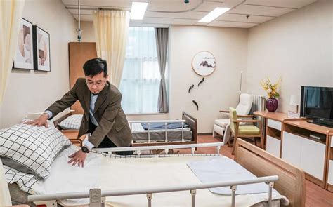 金隅天坛展厅推出近百种适老家具，看有没有咱爸妈需要的-千龙网·中国首都网