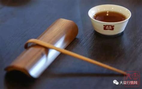 2013年大益茶正式启用新版防伪标签_提供芳村大益普洱茶最新价格走势！