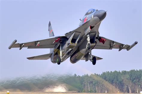 中国歼-17战斗机（飞机）_技点百科