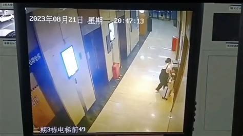 女子电梯产子后直接丢进垃圾桶！重庆警方回应