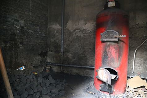 冬季家用农村室内带暖气片煤炭取暖炉子蜂窝煤柴火炉节能环保-阿里巴巴