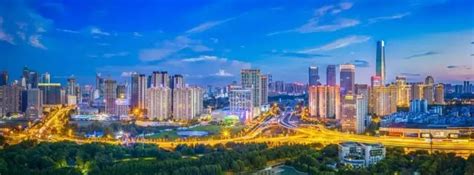 武汉城市建筑汉街CBD夜景航拍摄影图高清摄影大图-千库网