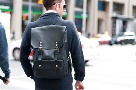2018新款男士旅行包旅行背包pu双肩包男休闲运动双肩背包件代发-阿里巴巴