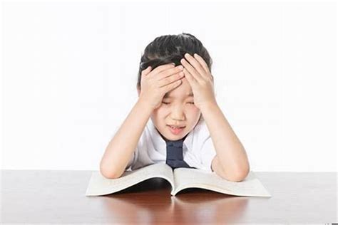 三步帮助孩子摆脱厌学情绪，孩子对考试没有信心怎么办_文昌_若朴堂文化