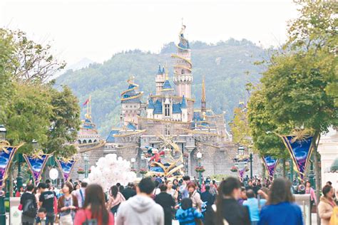 香港迪士尼乐园的电脑及手机背景图|香港迪士尼乐园|电脑|手机_新浪新闻