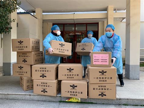 市一院三名医疗队员参加徐州市防疫应急队逆行出征昆山“精准护航” - 徐州市第一人民医院