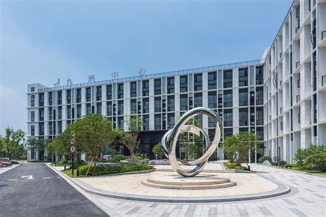 天府软件园（F区）总平绿化工程 - 建筑工程 - 四川华庭建设有限公司