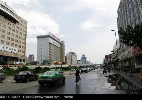 呼和浩特市街景高清图片下载_红动中国