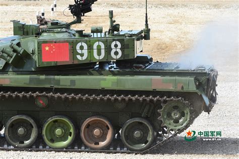 网传为96B的新型坦克现身 或正进行高原测试_手机凤凰网