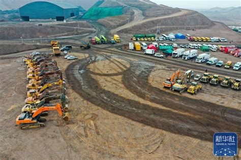 内蒙古煤矿坍塌事故追踪：全力开展救援，尚有49人失联_四川在线