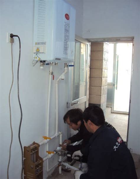 暖气片结构 家装暖气片安装方法与示意图-森拉特暖气片厂家