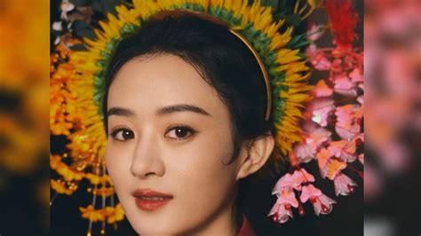 赵丽颖上城士2023开年刊，簪花围的这个好好看呀，跟着丽颖一起认识了解中国的传统文化与艺术吧✨